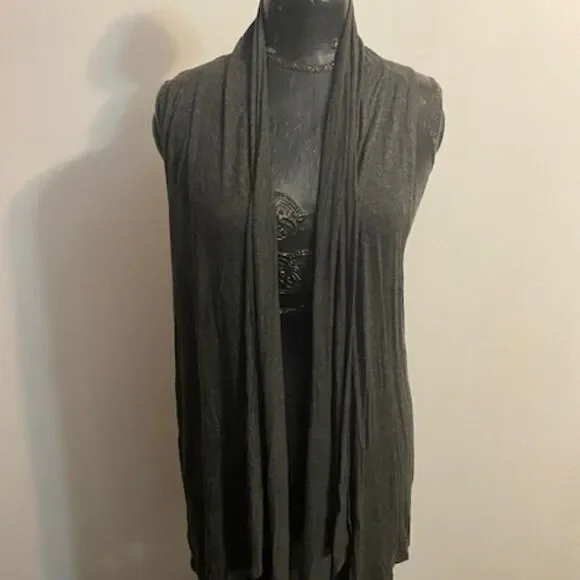 JKLA Gray sleeveless open cardigan, size XL - Picture 1 of 4